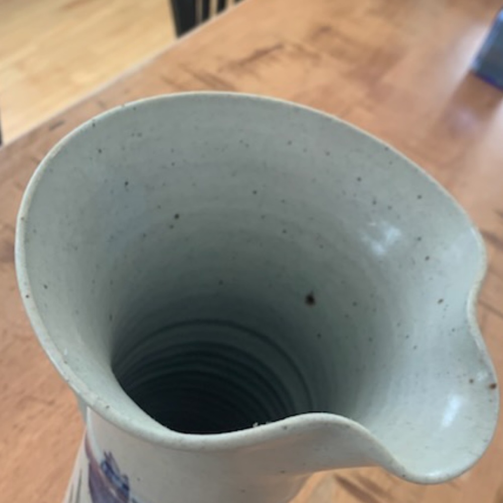 Handmade iris vase - Picture 3 of 6